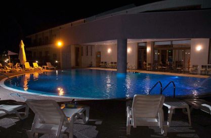 hotel_pool_11